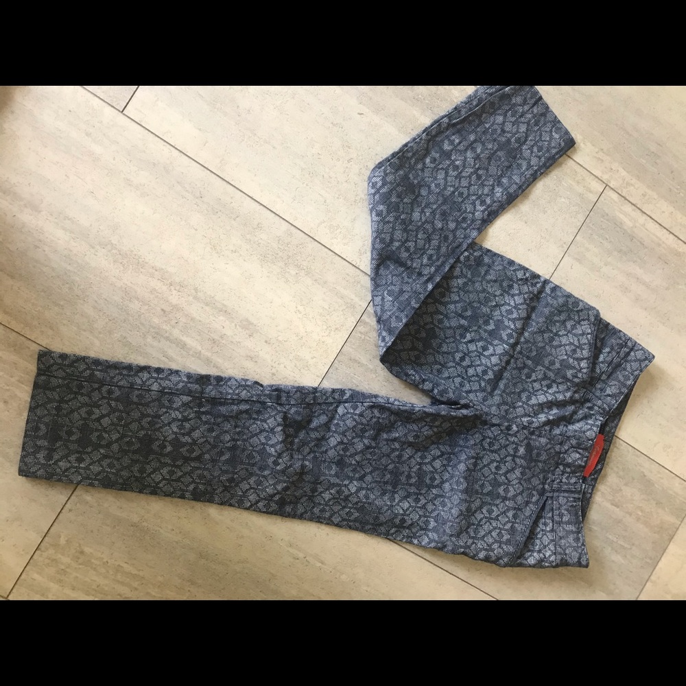 Cartonnier Charlie Pants ~ Anthro Crops ~ Size 2